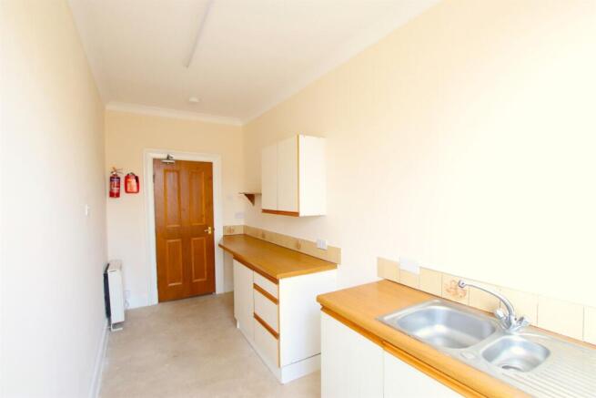 1 bed Flat to rent Image 7