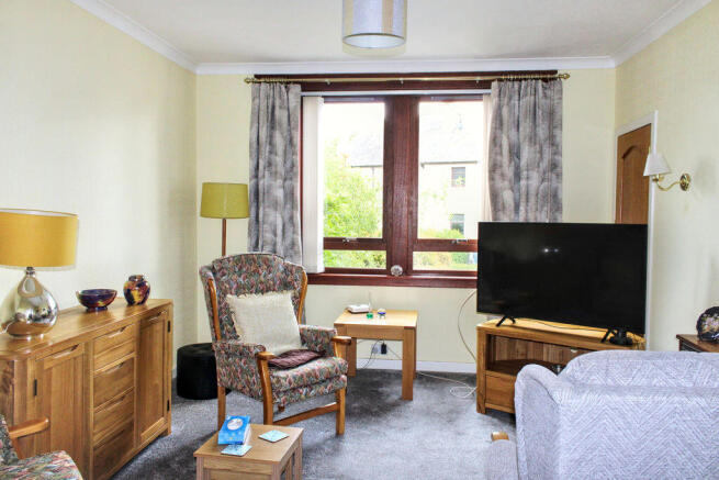 5 Gartmorn Road, Sauchie FK10 3NG photo 4