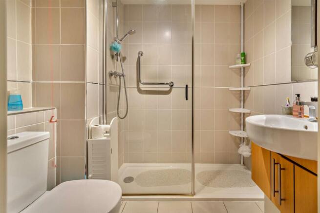 1 bed Apartment for sale Image 5