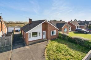 22, Westfield Drive, North Greetwell, Lincoln LN2 4RB