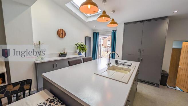 3 bed Terraced for sale Image 12
