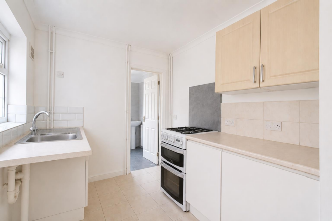 64 Belsize Kitchen.png