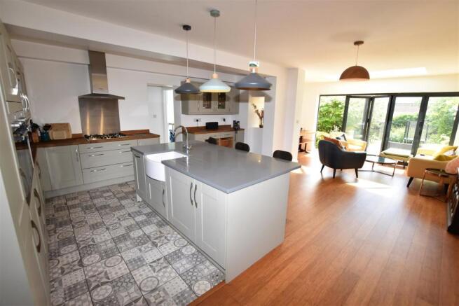 Kitchen/Breakfast/Dining/Lounge Room