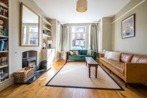 105, Grove Park, London SE5 8LE
