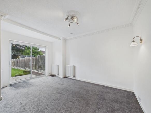 3 bed Semi-Detached for sale Image 8