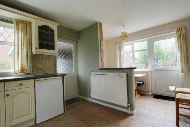 Kitchen/Breakfast Area