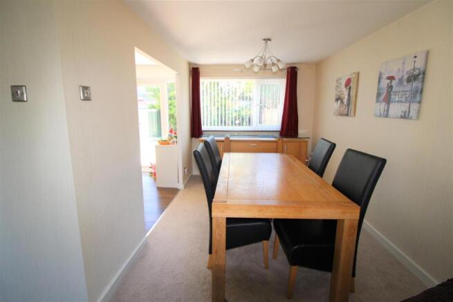 Lounge Dining Room