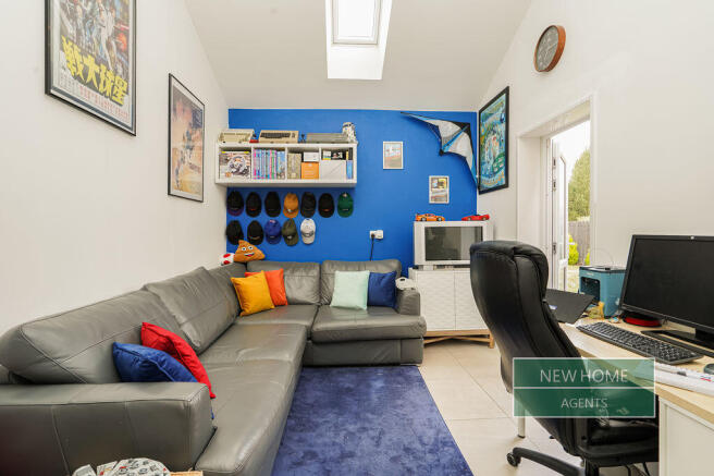 3 bed Detached for sale Image 9
