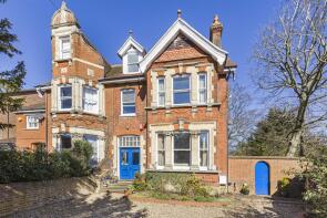 37, Avenue Road, St Albans AL1 3PY