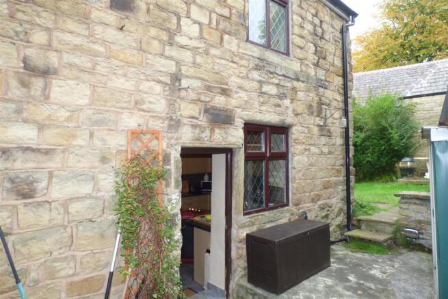 REAR COURTYARD