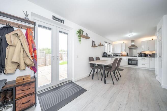 Kitchen Dining Lounge