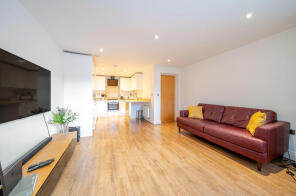 Flat 4, 1 Barker Court, Broomhall Road, South Croydon CR2 0DT