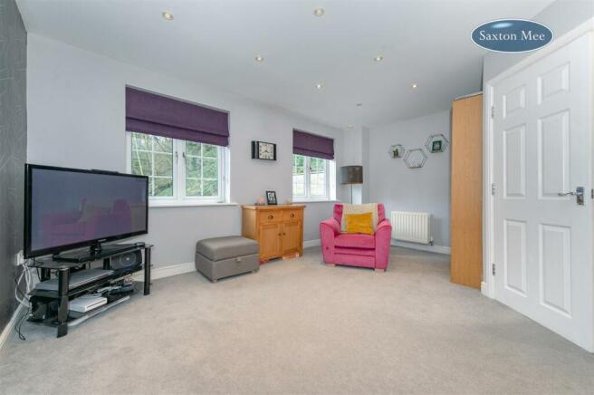 lounge_2331 copy.jpg