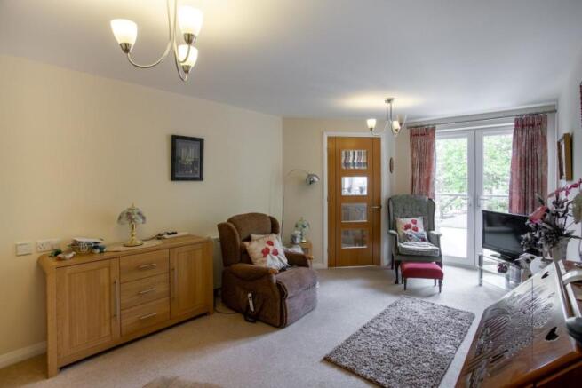 8517726_Interior04 (Medium).jpg