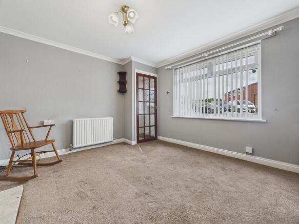 CAM04273G0-PR0162...