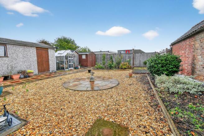 2 bed Detached Bungalow for sale Image 9