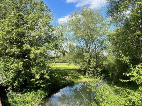 BINSEY MEADOWS VIEW ACROSS THE RIVER.jpg