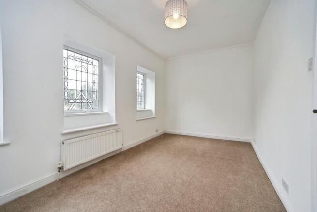 2 bed Terraced for sale Image 9