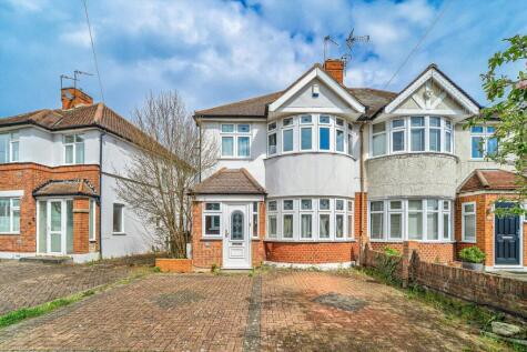 Sussex Avenue, Isleworth