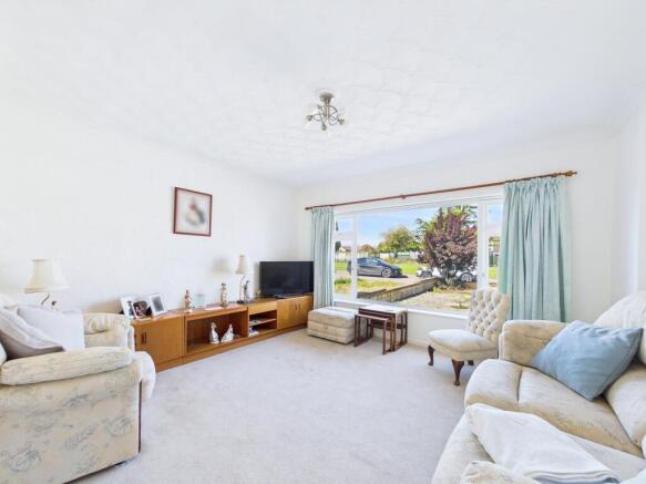 CAM01338G0-PR0135-STILL007