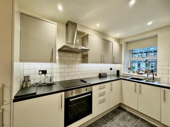 2 bed Cottage to rent Image 6
