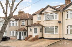 251, Osborne Road, Hornchurch RM11 1HW
