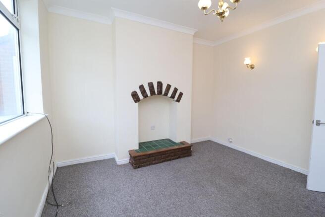 3 bed Semi-Detached for sale Image 5