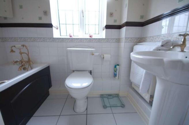 Photo 12