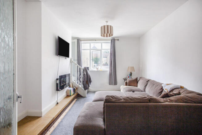 4 bed Semi-Detached for sale Image 7