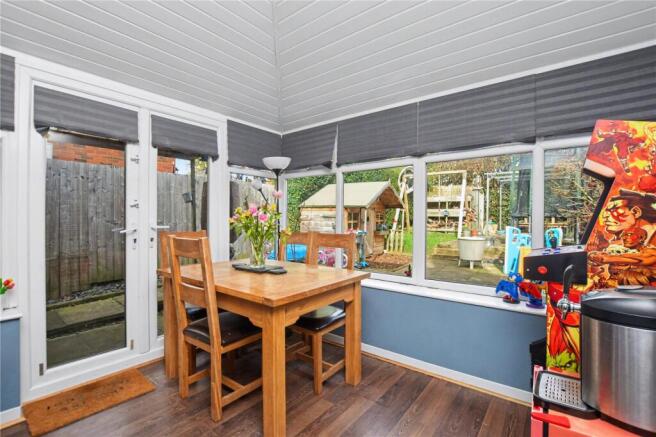 3 bed Semi-Detached for sale Image 10