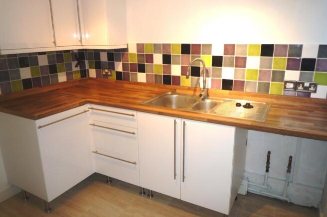 Kitchen 1 