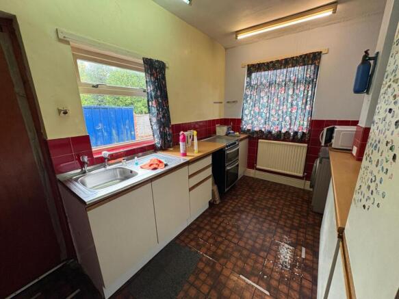 214, Stockport Road, Edgeley photo 4