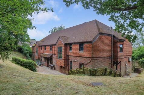 Bishops Lane, Robertsbridge, TN32