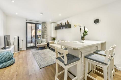 Palm House,
70 Sancroft Street, SE11