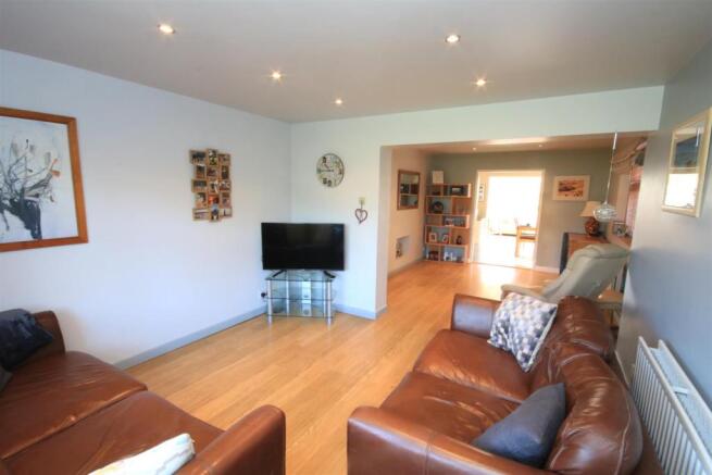 THROUGH LOUNGE/ DINING ROOM