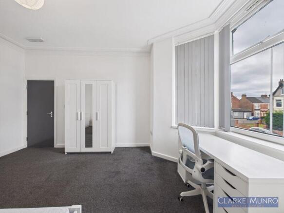 6 bed House Share to rent Image 12
