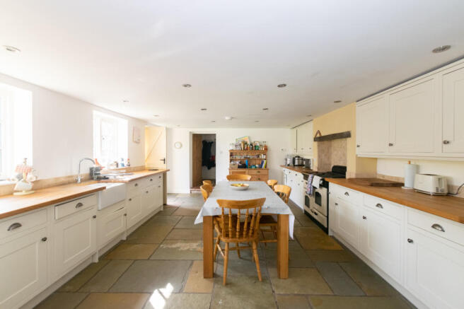 Kitchen 1