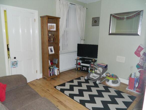 Photo 3