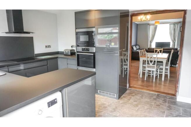Kitchen/Breakfast