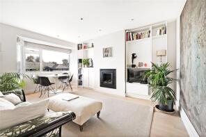 2, Leyburn Close, London E17 9RR
