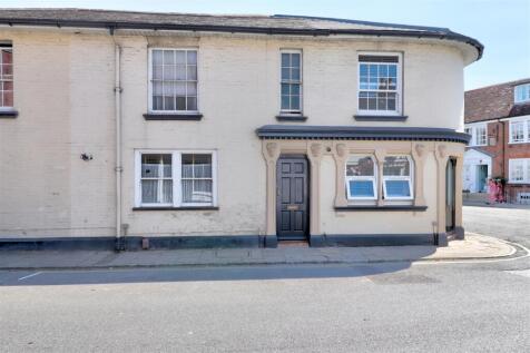 Palmerston Terrace, Romsey Town Centre, Hampshire