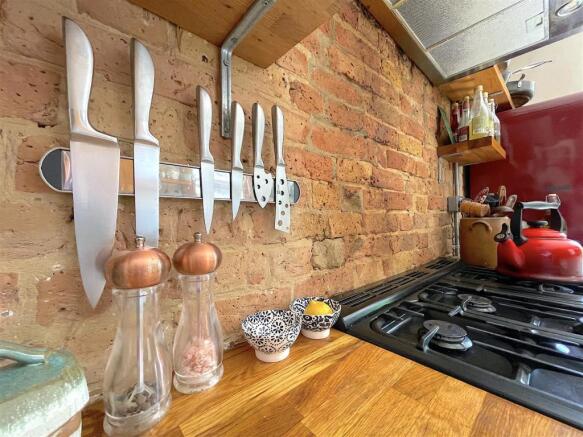 Kitchen (3).jpeg