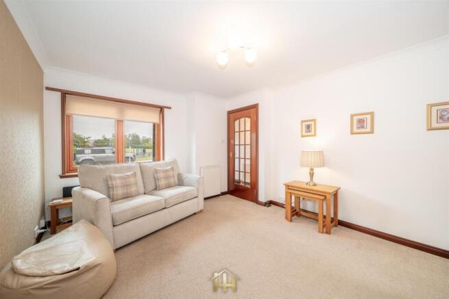 6 YOUNG AVE BIRKHILL 040825 EDIT (8 of 34).jpg