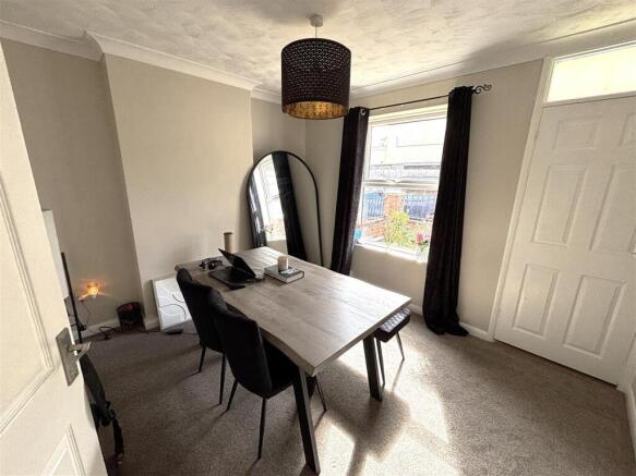 dining room.jpg