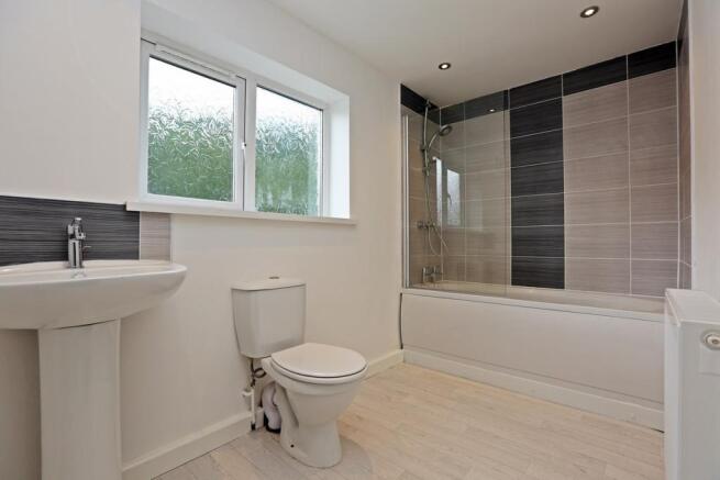 Stylish family bathr