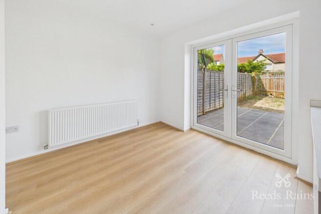 3 bed Semi-Detached for sale Image 9