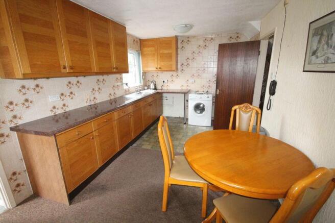 KITCHEN / DINER