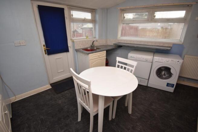 Fitted Kitchen