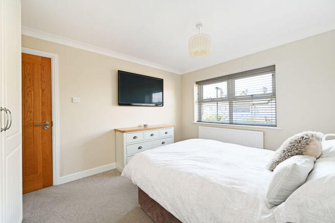 3 bed Terraced for sale Image 12