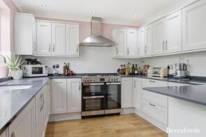 145, Shepherds Hill, Romford RM3 0NR